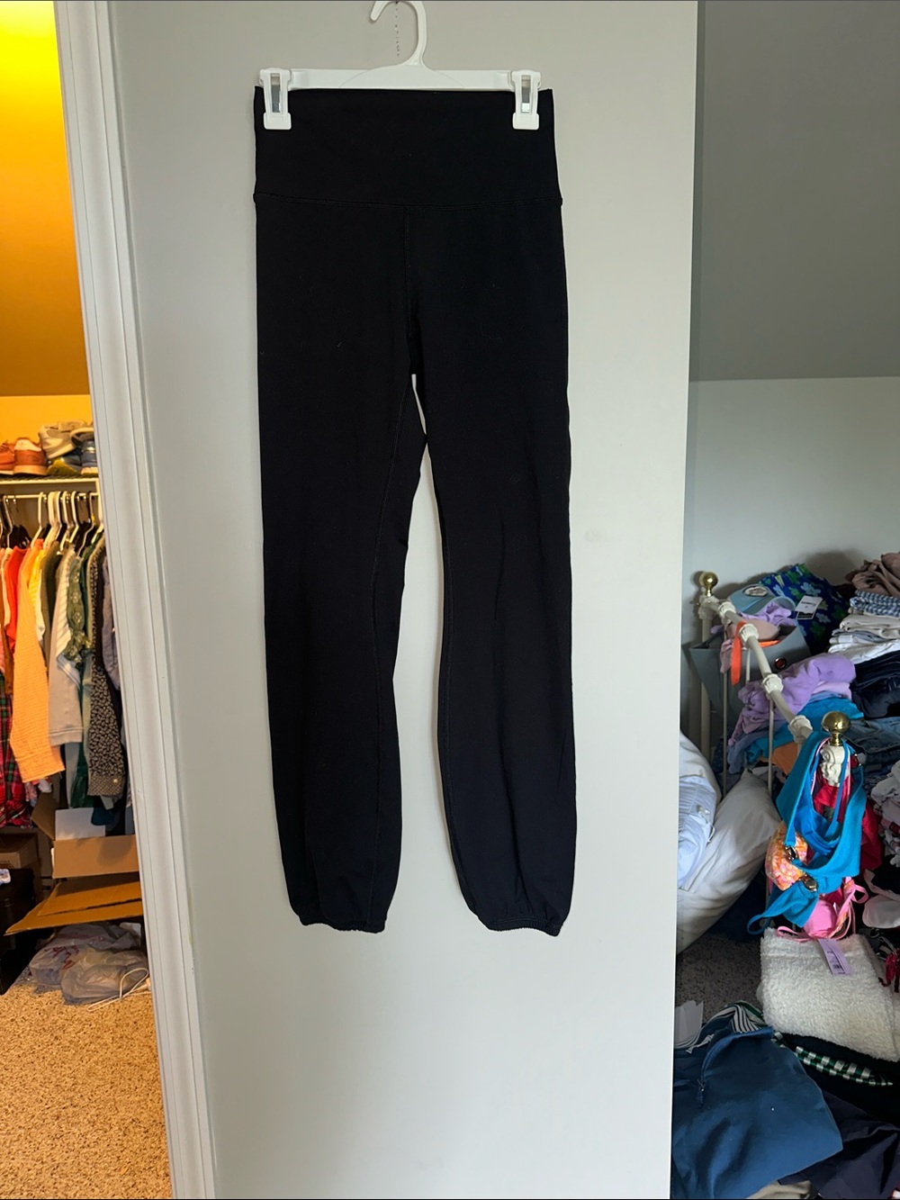Offline by Aerie size medium The Hugger Cinch Pants Hi-Rise